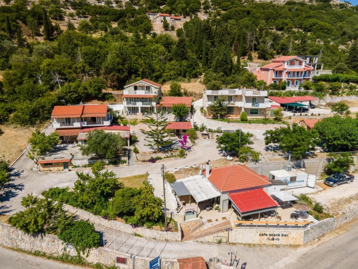 Minas Apartments Divarata Exterior photo